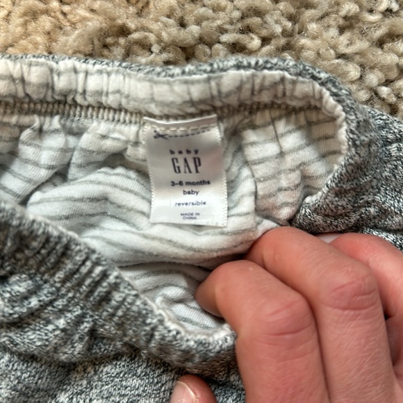 Baby Gap 3-6mo pants x3 - Picture 5 of 7
